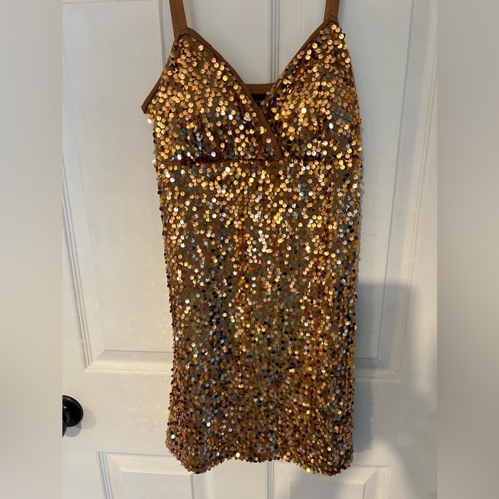 Gold mini formal sequined dress